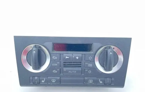 Audi A3 S3 8P Climate control unit 8P0820043A