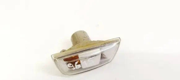 Opel Insignia A Front fender indicator light 13252455 13252456