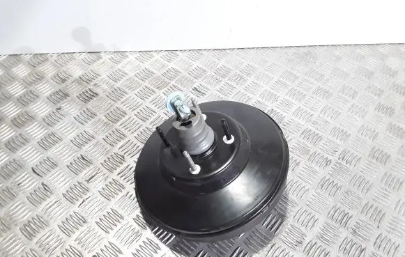 Ford Focus Brake booster BV612B195SB BB532C444AB