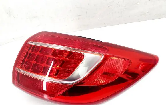 KIA Sportage Rear/tail lights 924023W0
