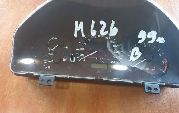 Mazda 626 Speedometer (instrument cluster) FDGE6VD