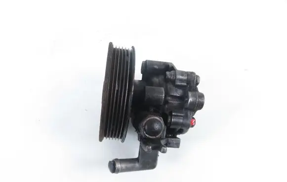 Hyundai Tucson JM Power steering pump 571002E300