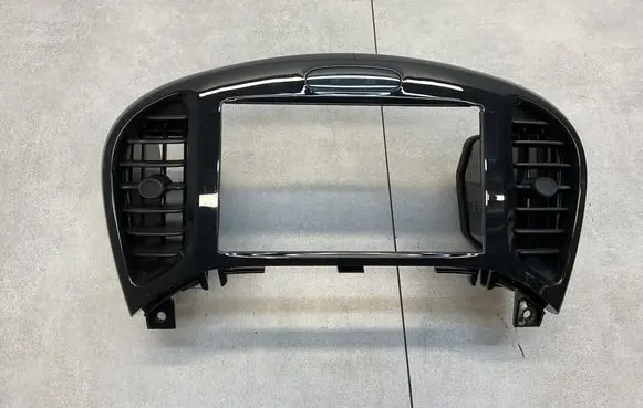Dash center air vent grill