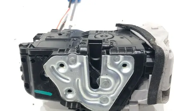 Front door lock
