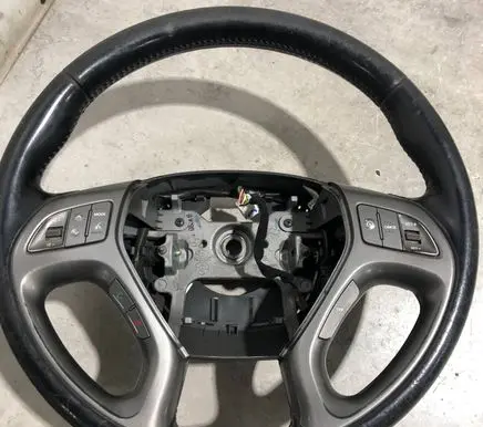 Hyundai ix35 Steering wheel 561002Y610
