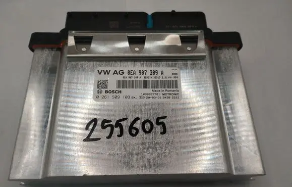 Volkswagen Golf VIII Engine control unit/module 0AA907309A 0EA907309A 0261S09103