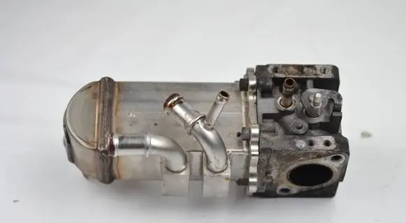 Audi A6 S6 C6 4F EGR valve cooler 059131063D 071707065
