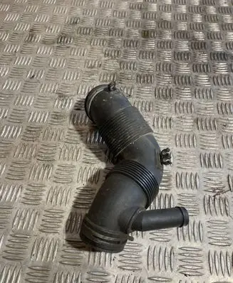 Audi A3 S3 A3 Sportback 8P Air intake hose/pipe 3C0129654M