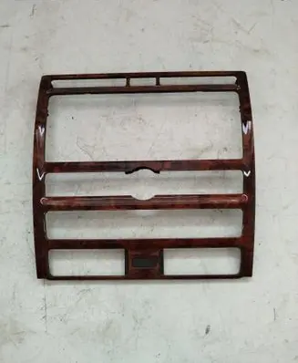 Radio/GPS head unit trim