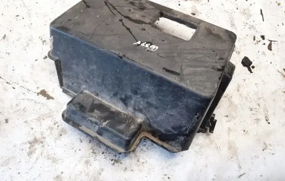 Ford Focus Battery box tray cover/lid 98ab10a659bg