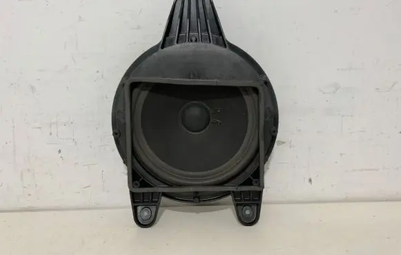 Audi A4 S4 B9 Subwoofer speaker 8W5035412