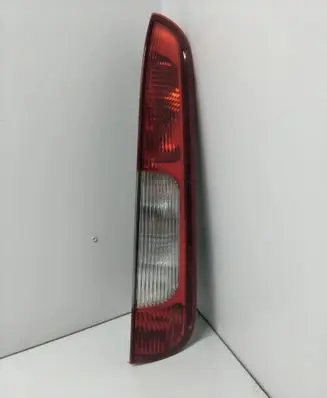 Ford C-MAX I Rear/tail lights 3M5113N411AA
