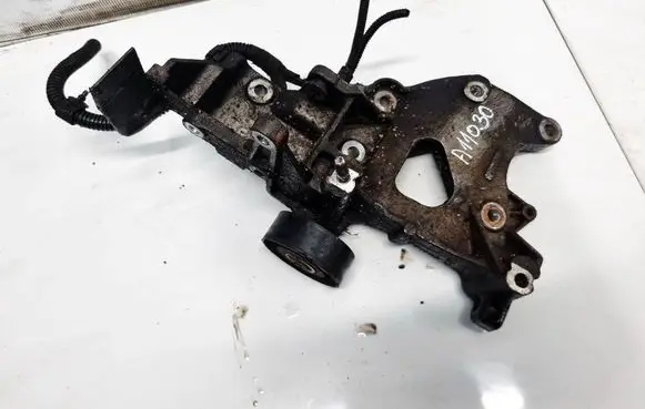Fiat Freemont Engine mounting bracket 04627138AA