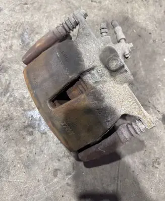 Seat Alhambra (Mk2) Front brake caliper 