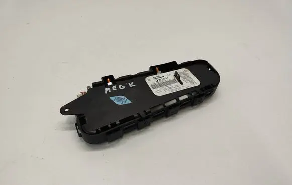 Renault Megane II Seat airbag 8200077831B
