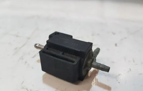 Citroen C5 Turbo solenoid valve 70242800