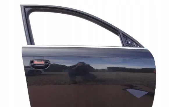 Audi A6 S6 C6 4F Front door