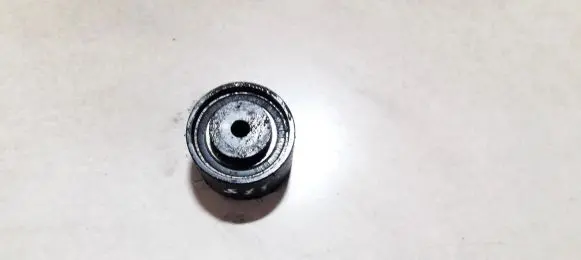 Volvo V70 Belt tensioner pulley 