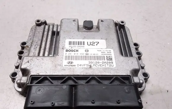 Hyundai i40 Engine control unit/module 391202A209 0281018492