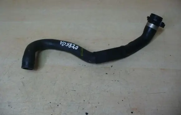 BMW 2 F22 F23 Engine coolant pipe/hose 7598234 VD5820