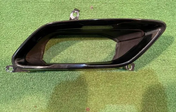 BMW 8 G15 Muffler ending 8093899