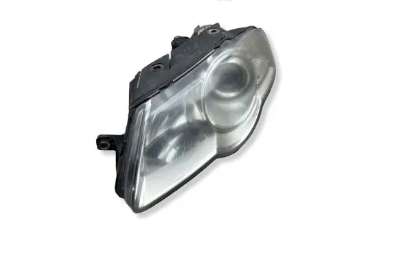 Volkswagen PASSAT B6 Headlight/headlamp 3C0941005S