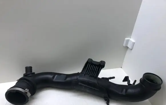Ford Fiesta Air intake hose/pipe L1B19C623AC