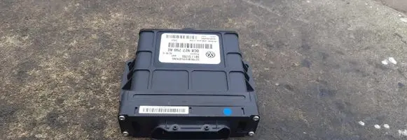 Audi Q7 4L Gearbox control unit/module 0C8927750AE