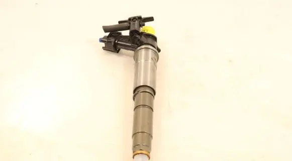 Renault Laguna III Fuel injector 0986435350