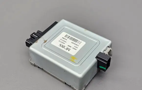 Hyundai i30 Power steering control unit/module A656399500 4GDEC112 FGDEC112
