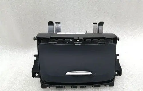 Mercedes-Benz GLA W156 X156 Car ashtray A1766802000