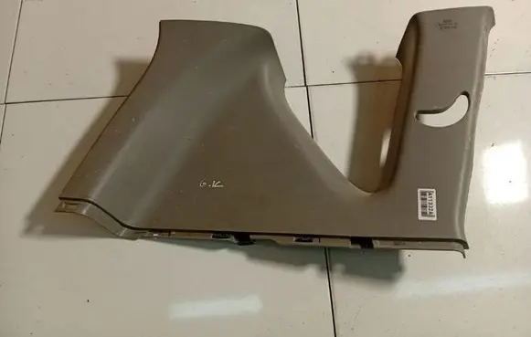 Toyota RAV 4 (XA30) (D) pillar trim (bottom) 6248042110