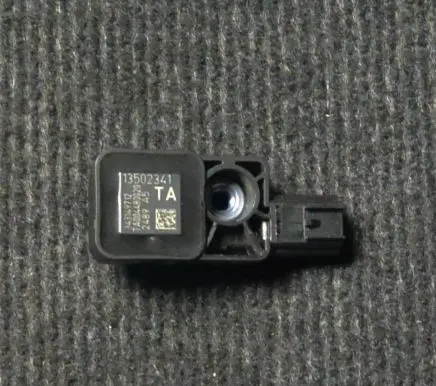 Opel Insignia A Airbag deployment crash/impact sensor 13502341