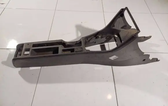 Audi A4 S4 B6 8E 8H Center console 