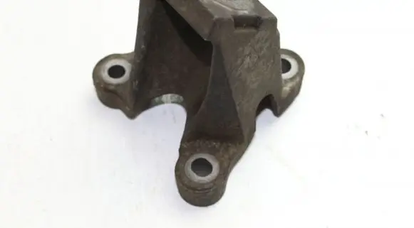 Audi A6 S6 C6 4F Engine mounting bracket 4F0199307AA