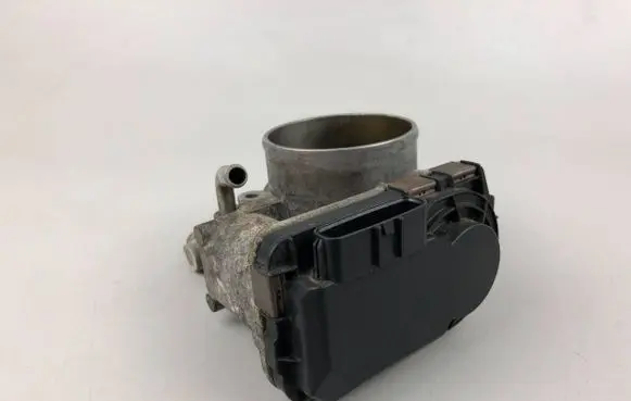 Subaru Outback Throttle valve 16112AA010 22627AA200