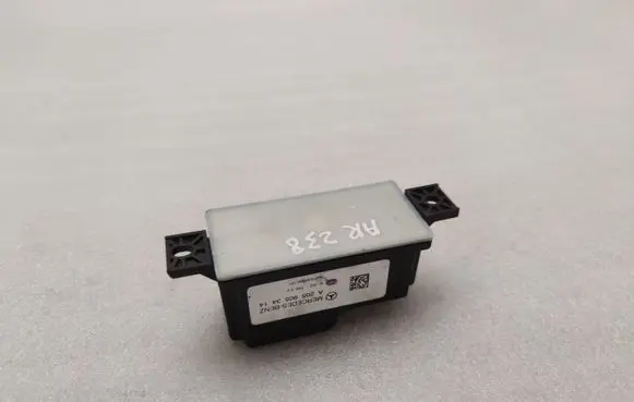 Voltage converter inverter