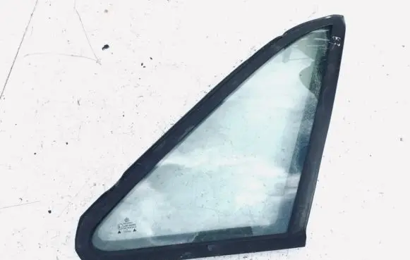Volkswagen PASSAT B3 Rear side window