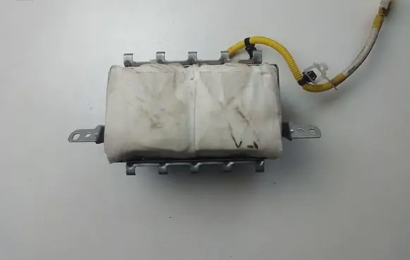 Toyota Corolla E140 E150 Passenger airbag BAMPT11189