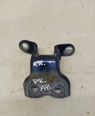 Toyota Avensis T250 Front door lower hinge 