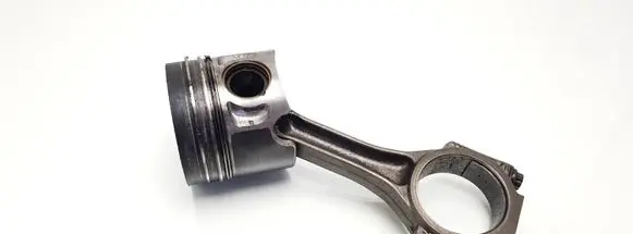 Volkswagen PASSAT B5.5 Piston with connecting rod