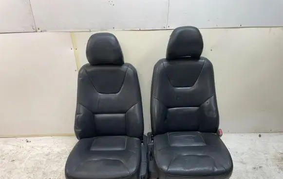 Seat set