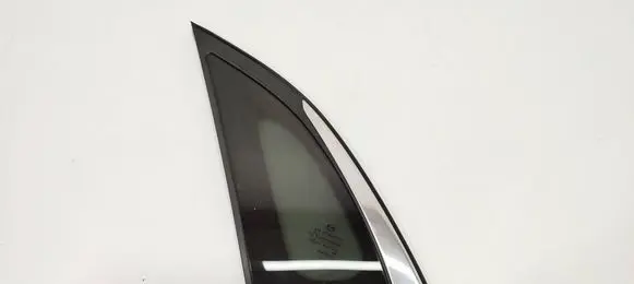 Mazda CX-30 Rear side window
