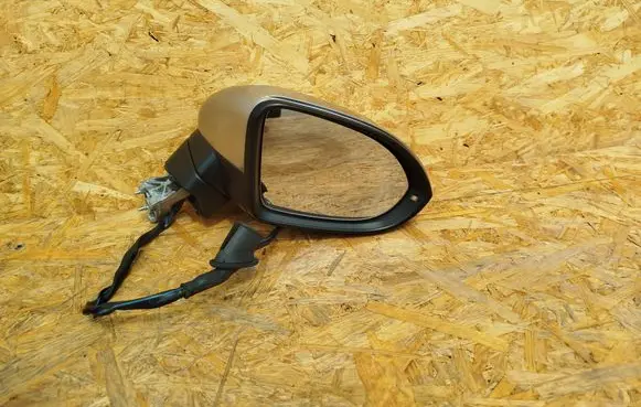 Volkswagen Passat Alltrack Front door electric wing mirror 0416320