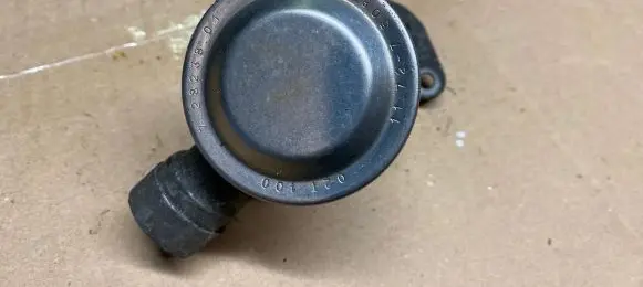 BMW 7 E65 E66 EGR valve 11727508273 1172750827301