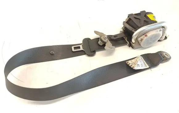 Mitsubishi Grandis Front seatbelt C9095HL TKAF2N693 MN173797HB