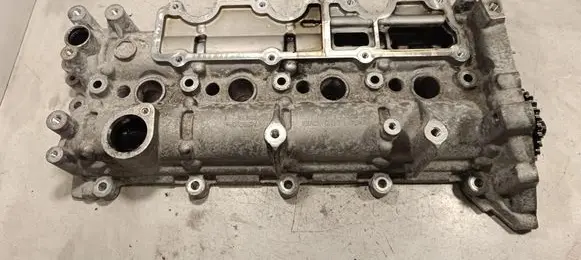 Jaguar XE Rocker cam cover G4D36J011BB LR073646