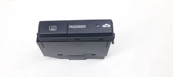 Toyota Avensis T250 Windscreen/window heater switch 8479005130C MS221100679