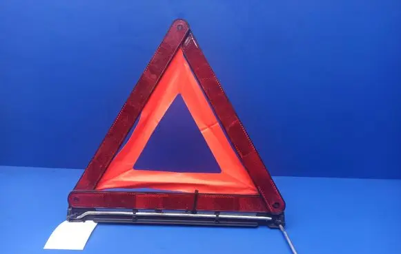 BMW 7 E65 E66 Emergency warning sign 6768272 27R03566
