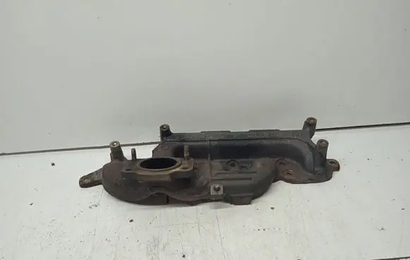 Volvo S60 Exhaust manifold 9207688